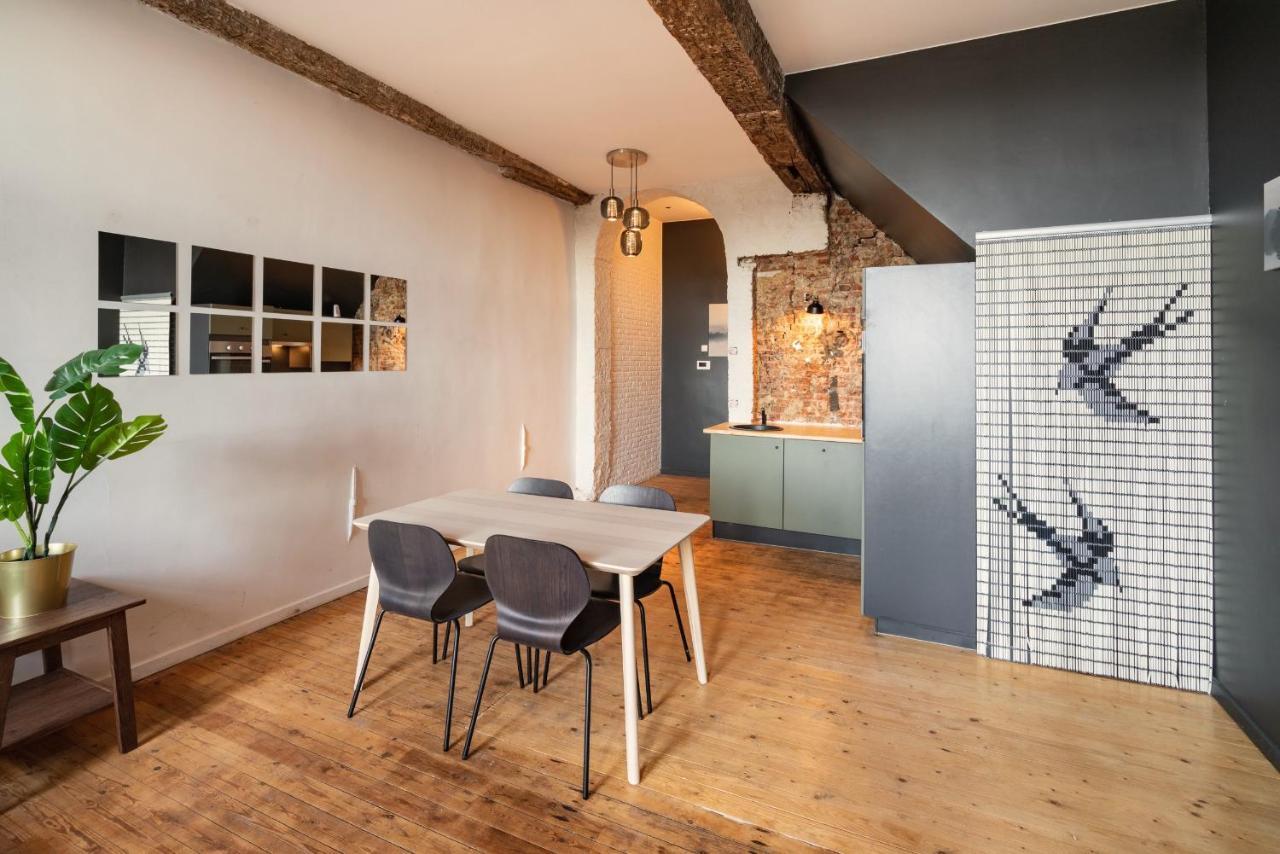 Charming Two-Bedroom River Side Apartment Antwerpen Bagian luar foto