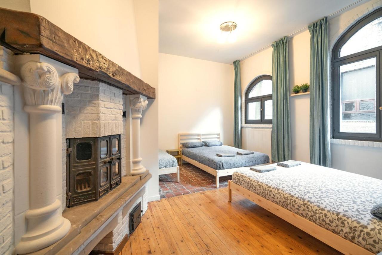 Charming Two-Bedroom River Side Apartment Antwerpen Bagian luar foto