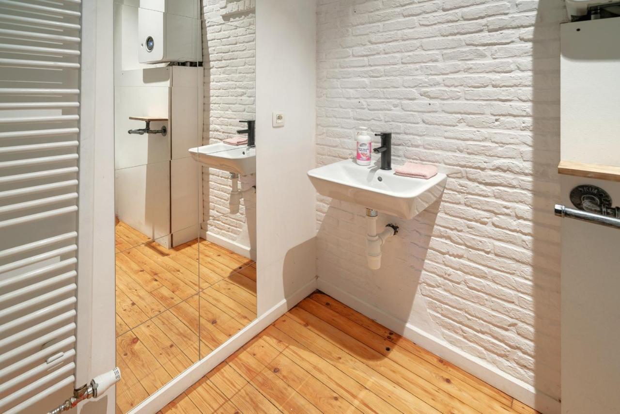 Charming Two-Bedroom River Side Apartment Antwerpen Bagian luar foto