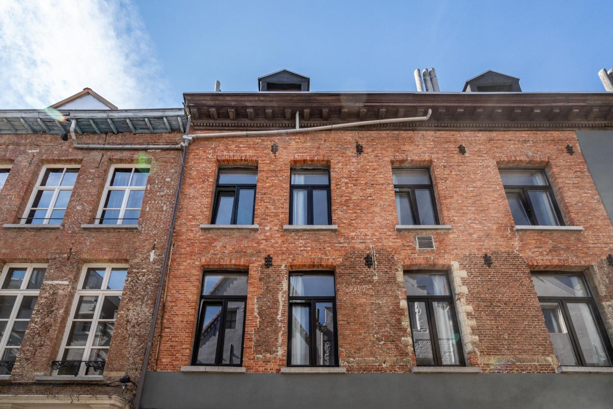 Charming Two-Bedroom River Side Apartment Antwerpen Bagian luar foto