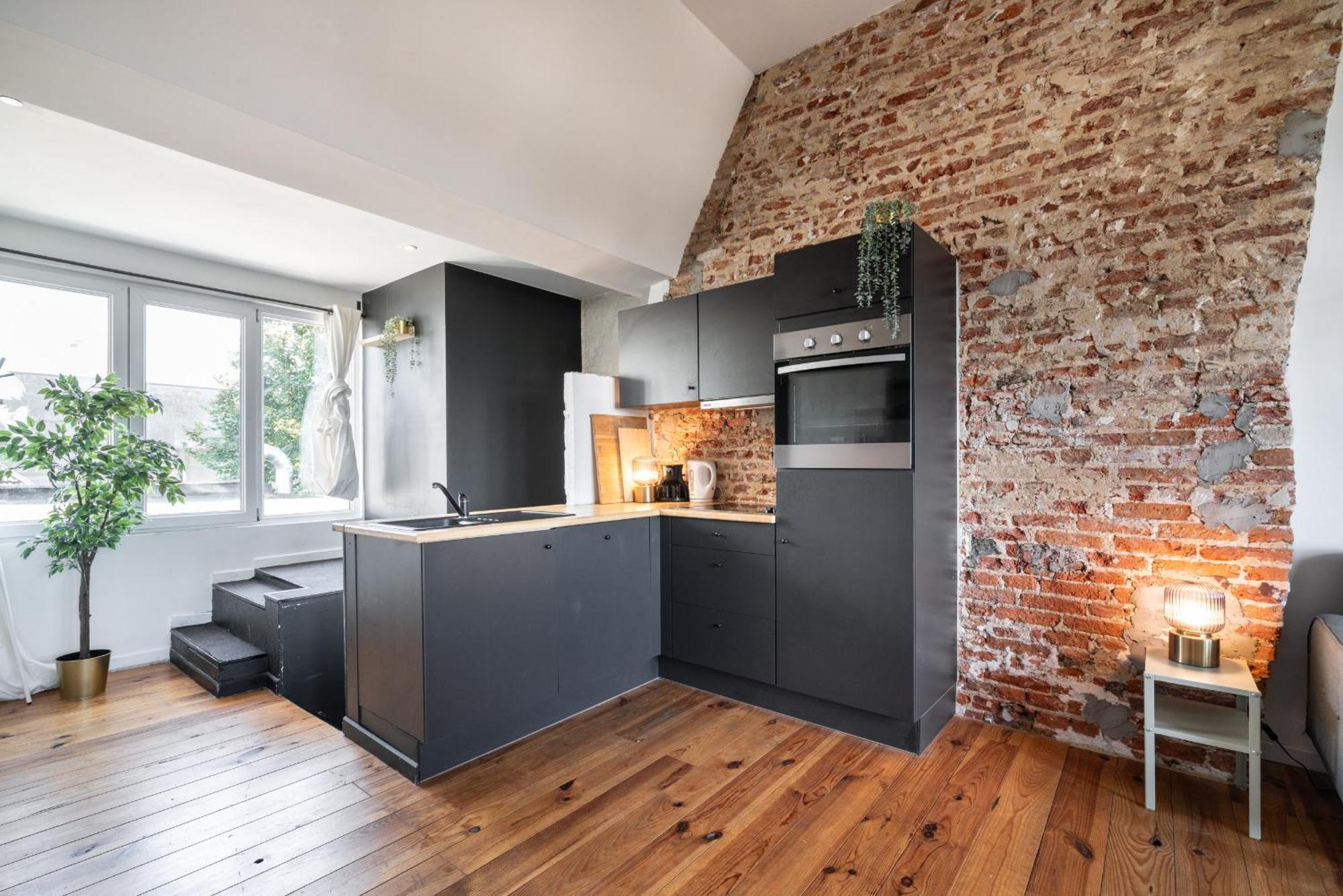 Charming Two-Bedroom River Side Apartment Antwerpen Bagian luar foto