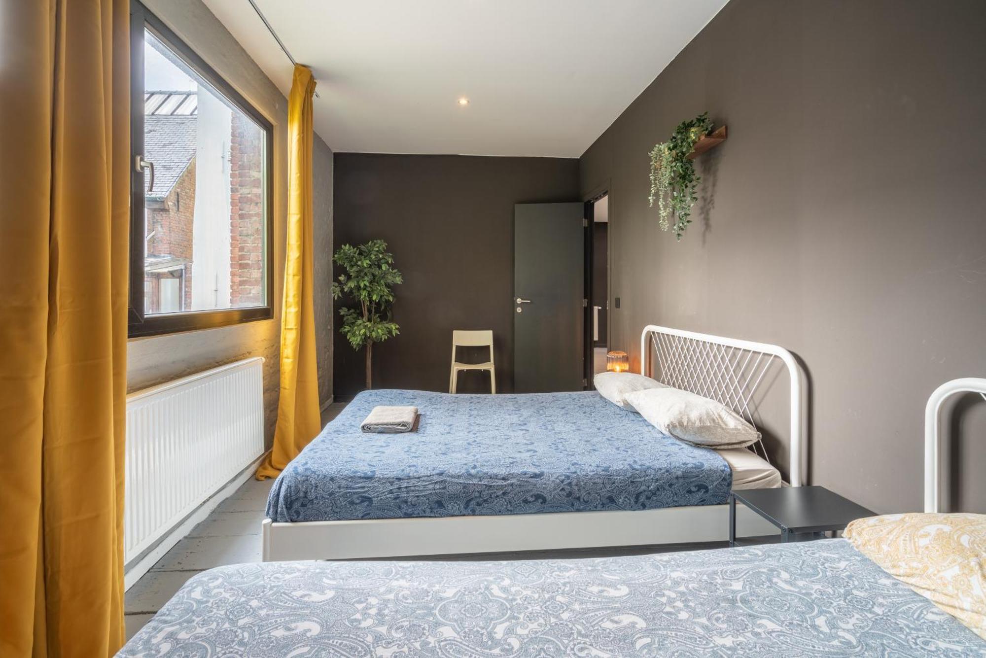 Charming Two-Bedroom River Side Apartment Antwerpen Bagian luar foto