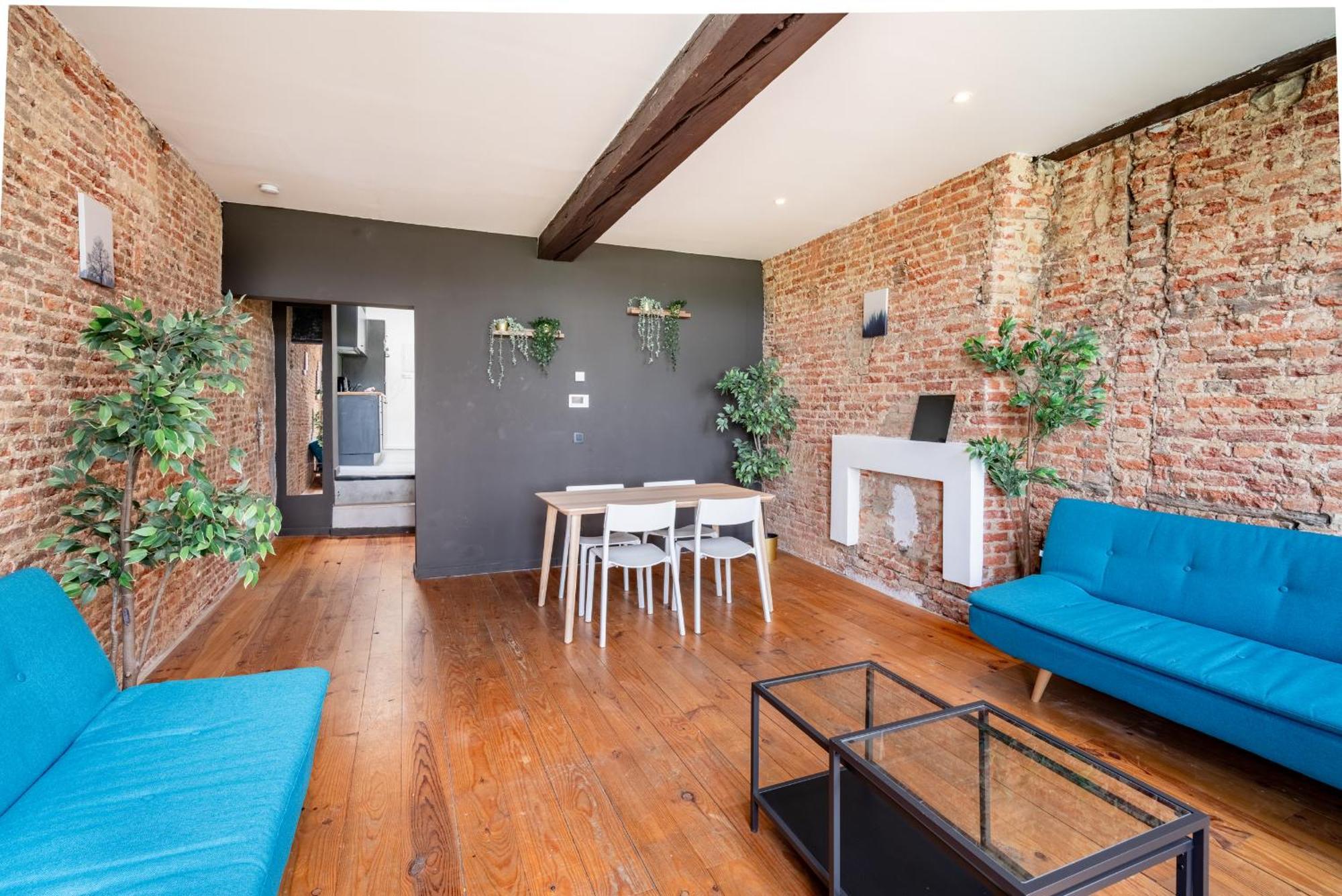 Charming Two-Bedroom River Side Apartment Antwerpen Bagian luar foto